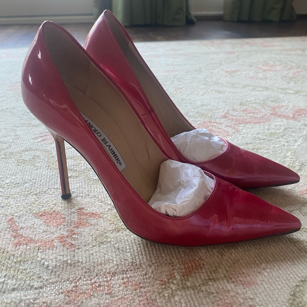 Magenta Manolo Blahnik heels